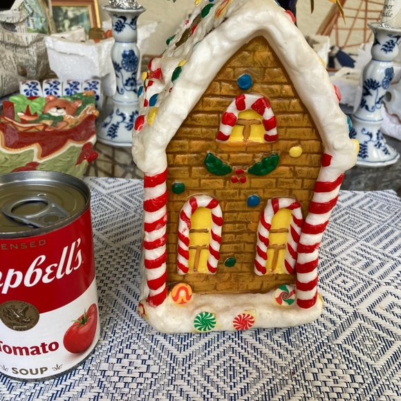 POTTERY BARN Gingerbread House Candle Large 8"Hx6"Lx4"W UNUSED VINTAGE RARE - Picture 9 of 10